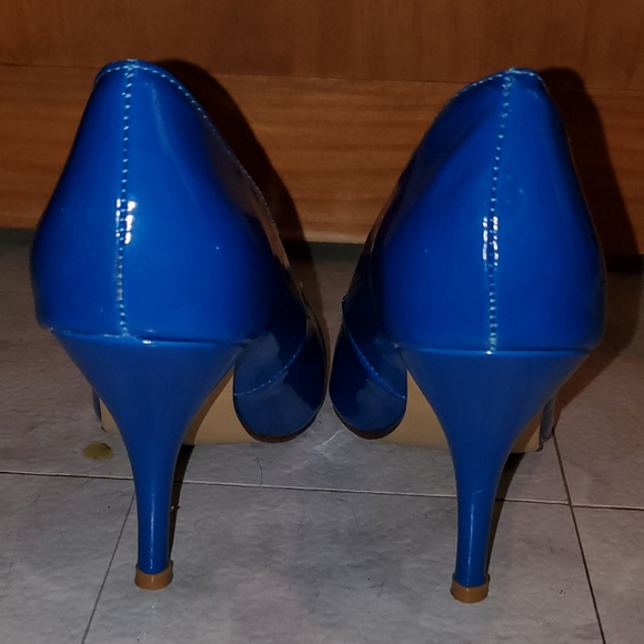 4 inch high heels bright blue excellent condition - Picture 3 of 4